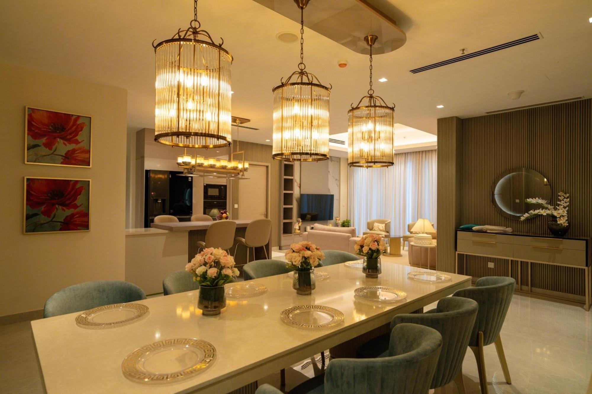 Luxury 3br Sky Rise Apartment