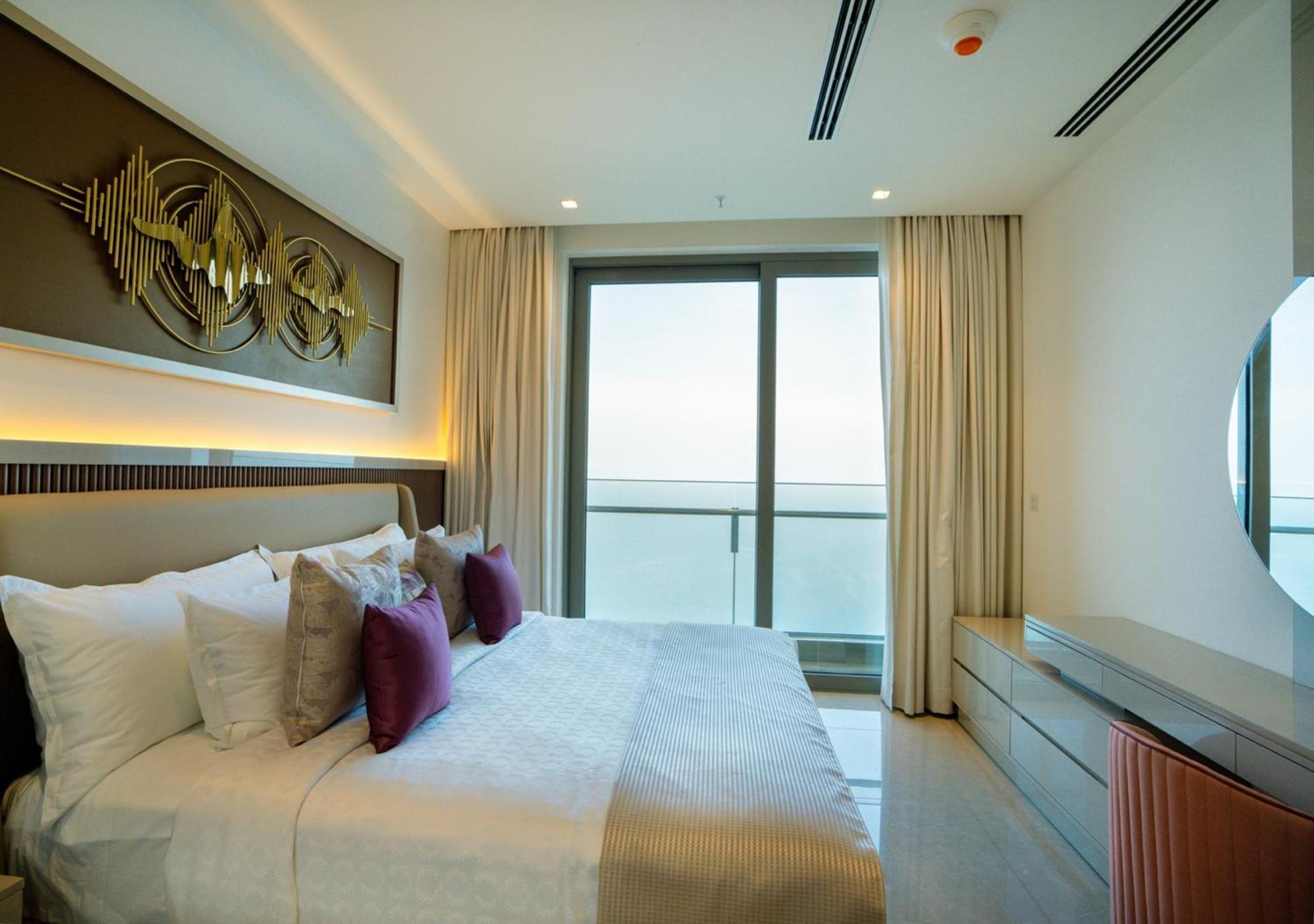 Luxury 3br Sky Rise Apartment Colombo