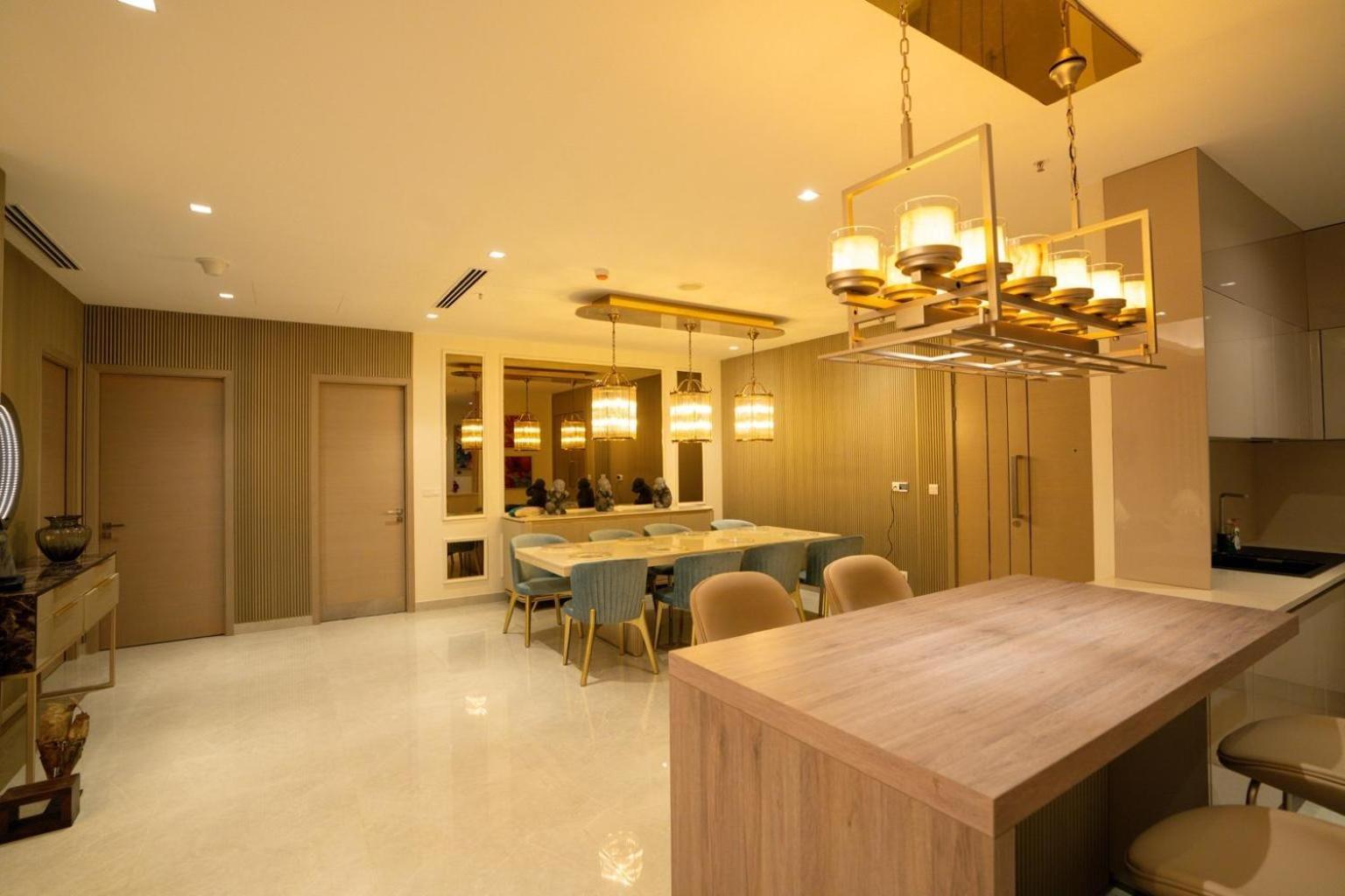 Luxury 3br Sky Rise Apartment *