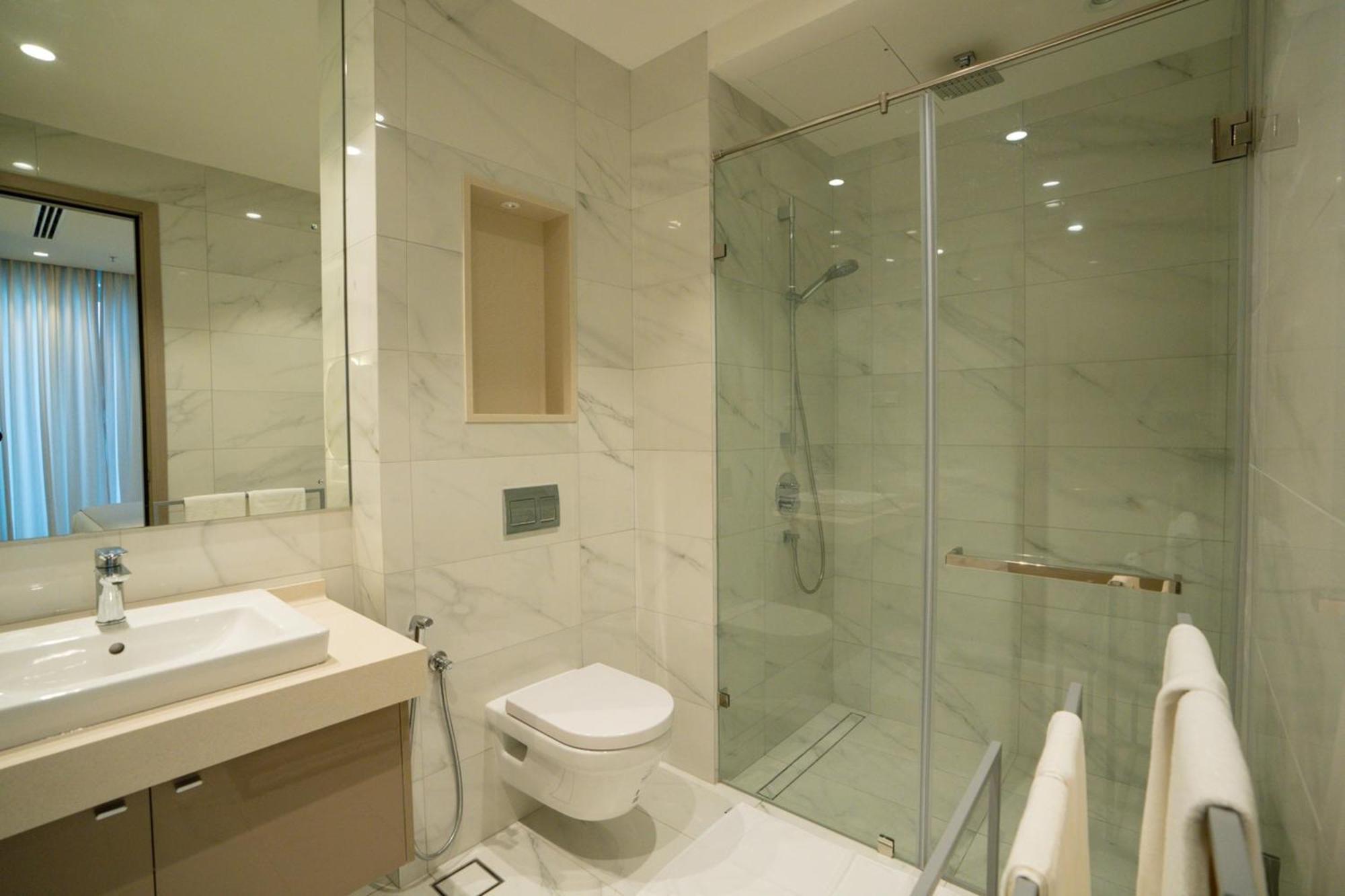 Luxury 3br Sky Rise Apartment *