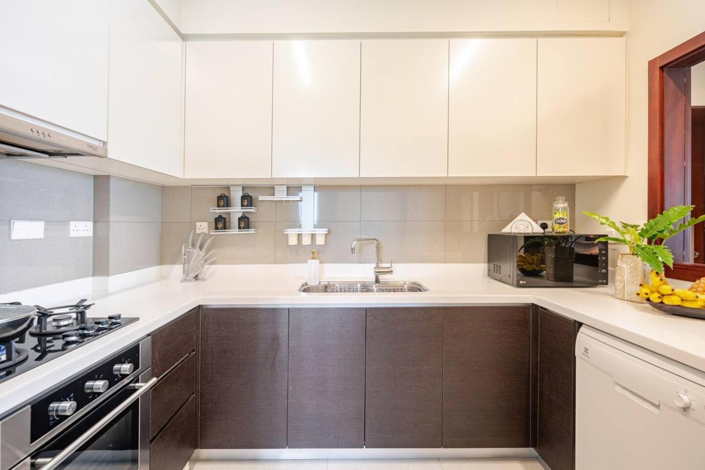 Sofia's Luxury Seaview Apartment