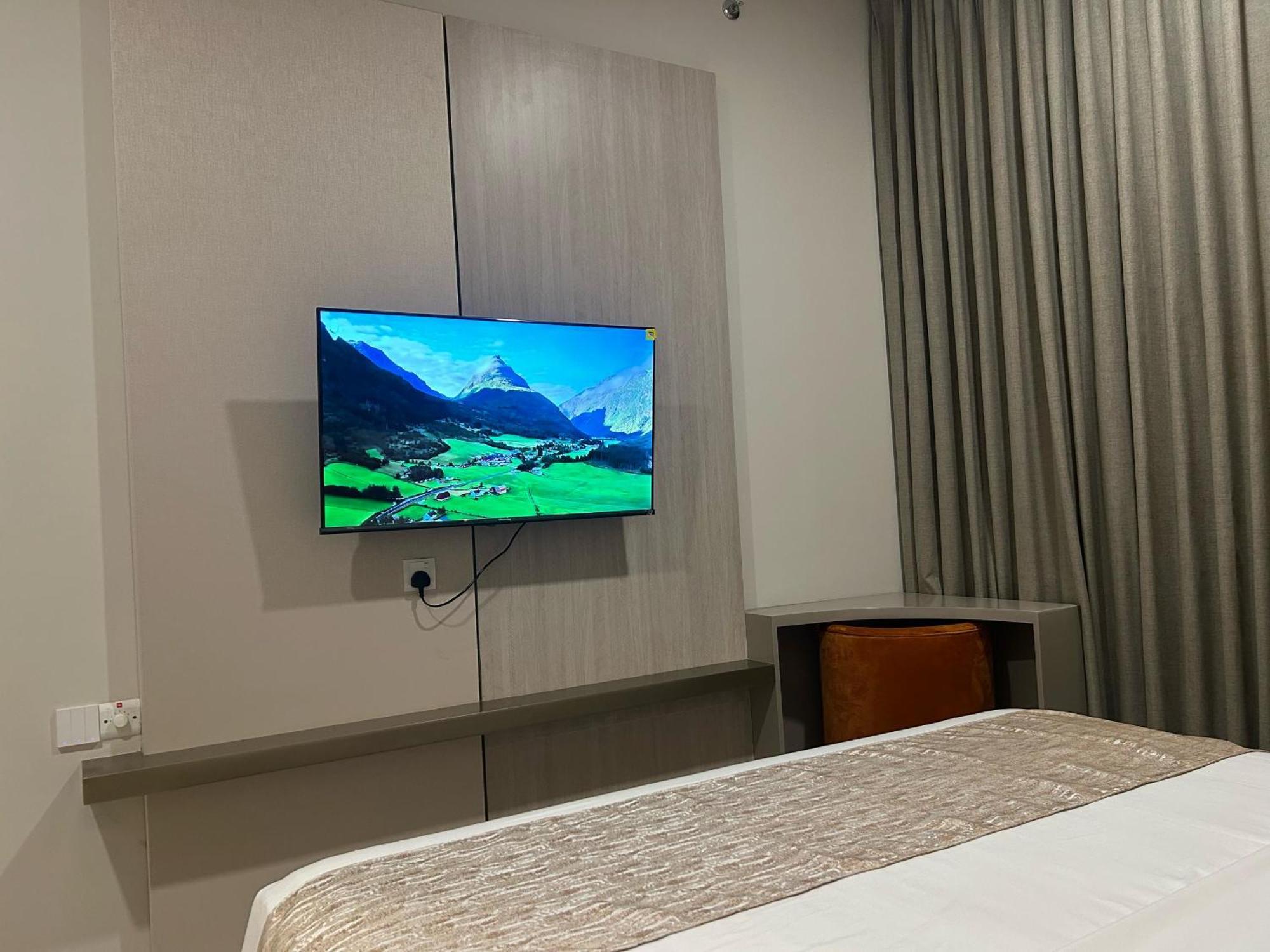 Colombo, Trizen Luxury Apartments, Sri Lanka *