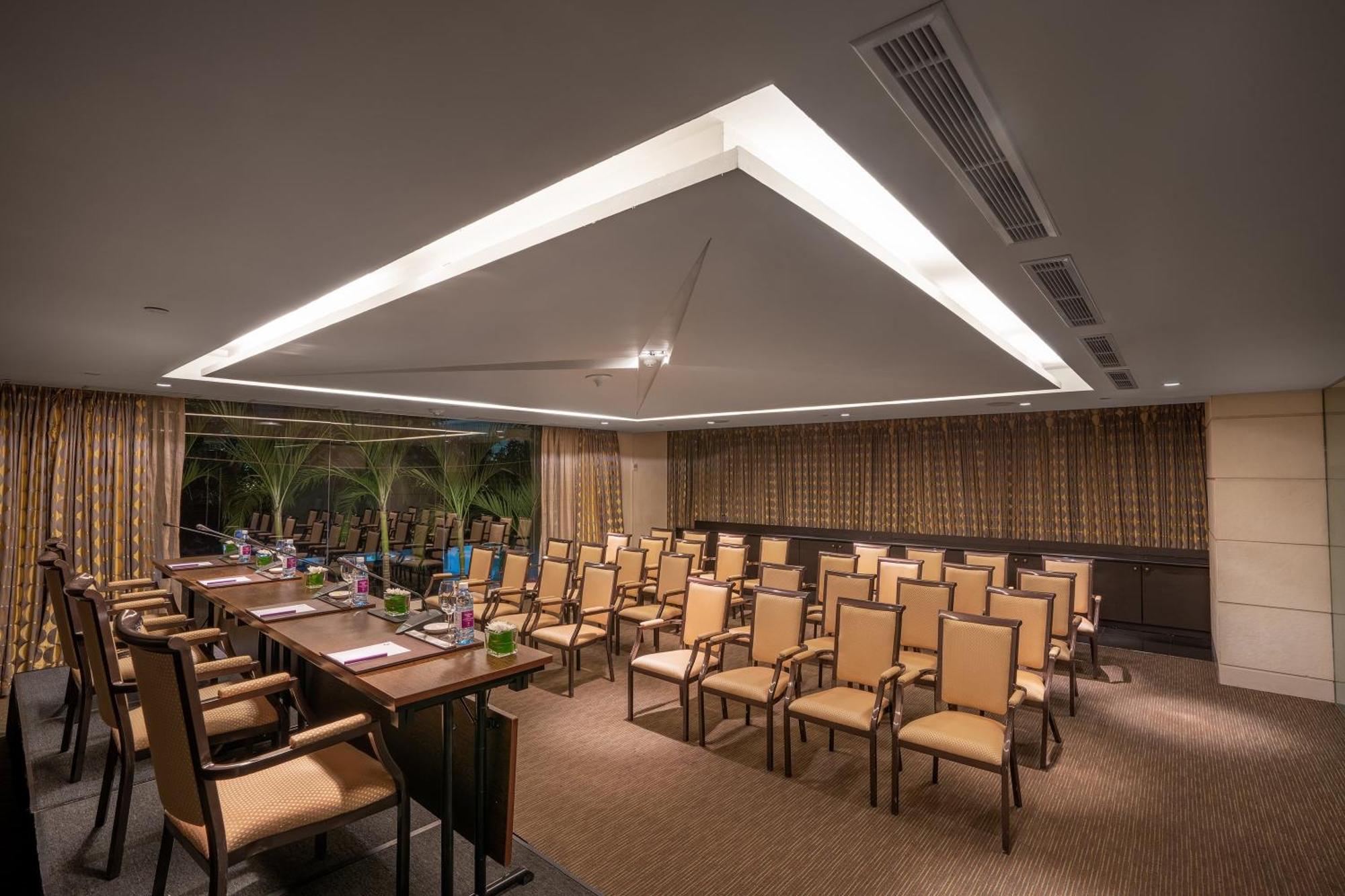Hotel Cinnamon Grand