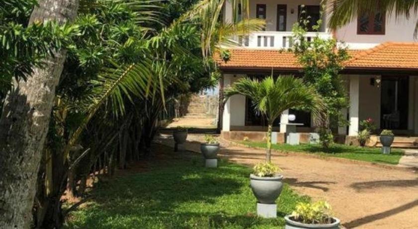 Resort C J Epamulla