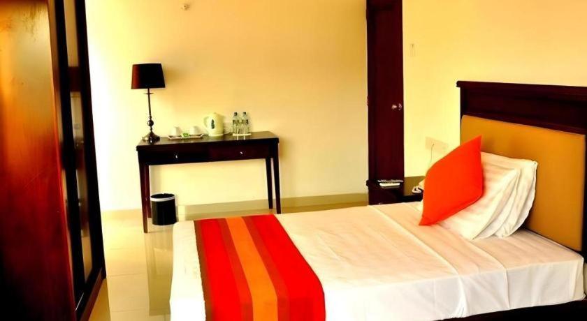 Hotel Sai Sea 3*