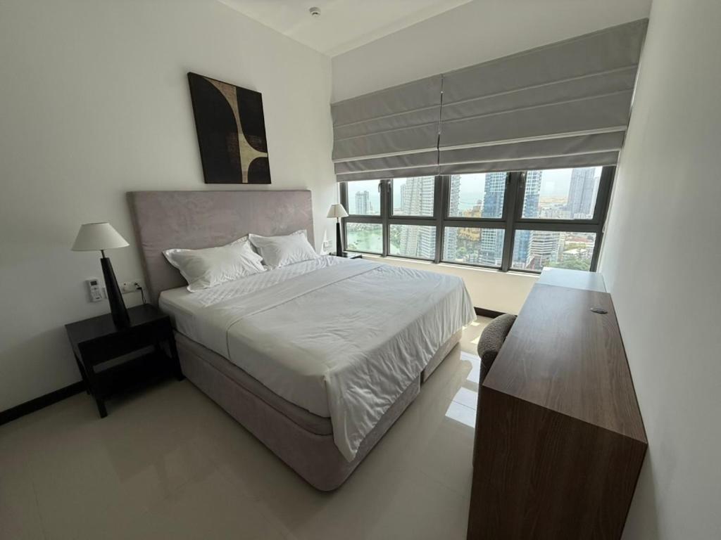 Luxury 2 Bed By Resident Apartment Colombo
