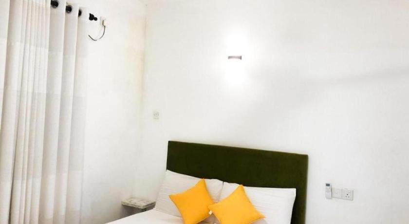 Resort C J 3*