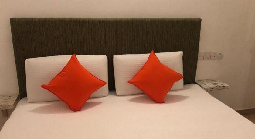 Resort C J