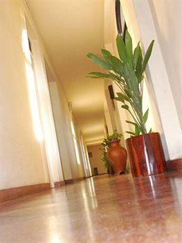 Indra Regent Hotel 2*