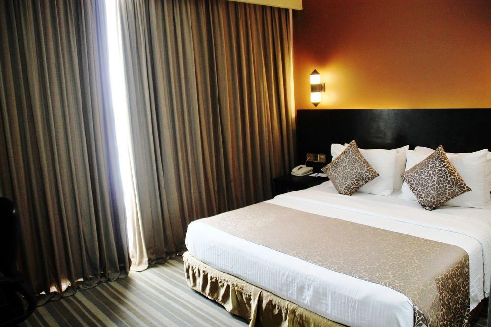 Pearl Grand Hotel