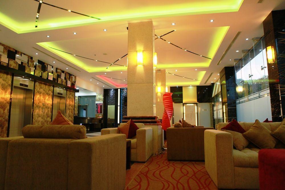 Pearl Grand Hotel 4*