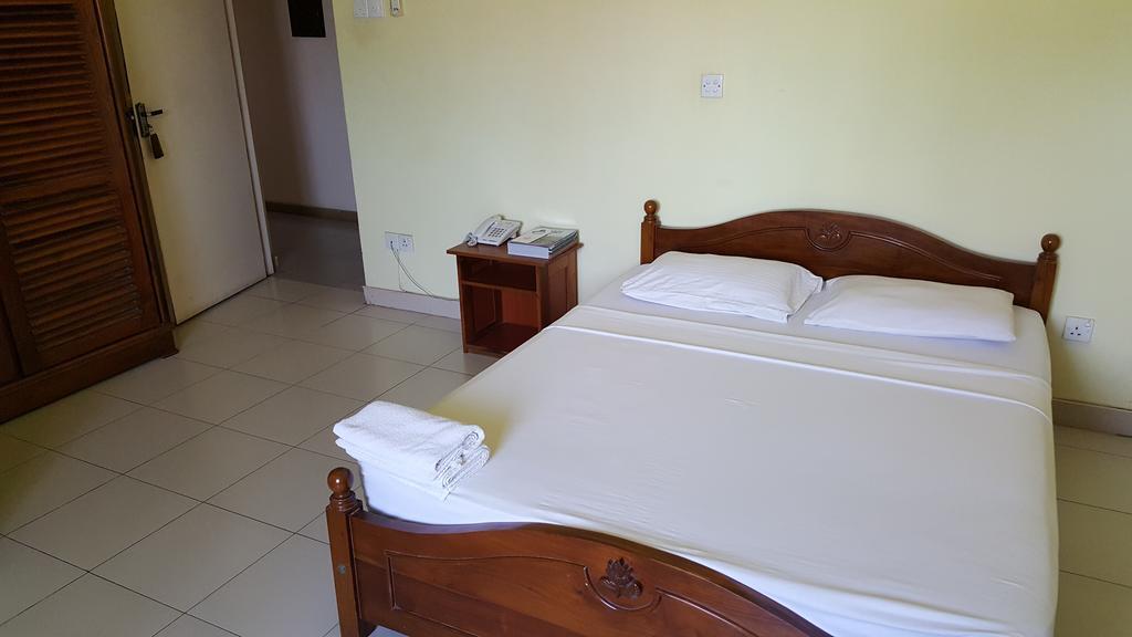 Hotel Kanaro Colombo