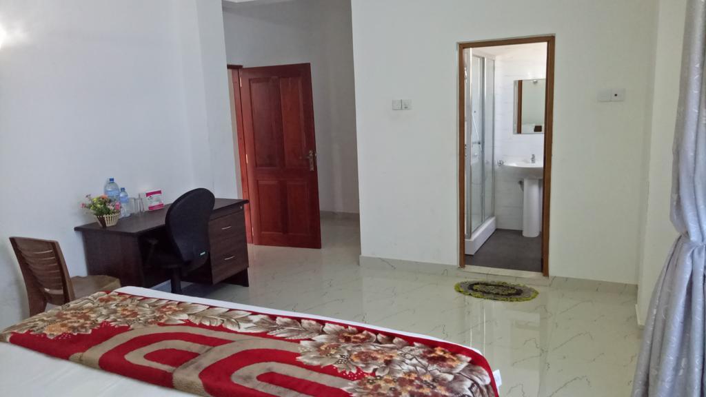 Royal Inn, Mountlaviniya *