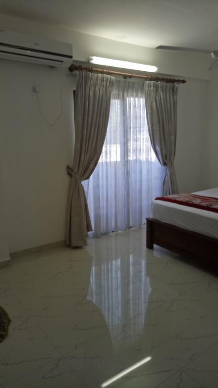 Guest house Royal Inn, Mountlaviniya Colombo
