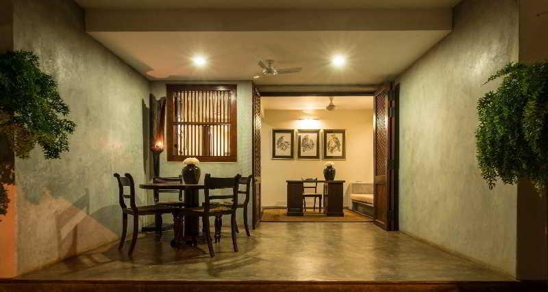 Nyne Lodge, Bed & Breakfast