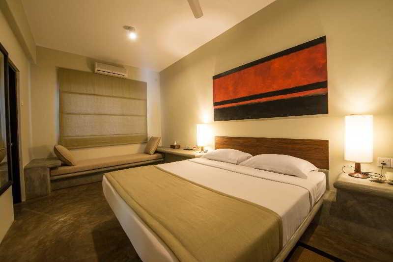 Nyne Lodge, Colombo