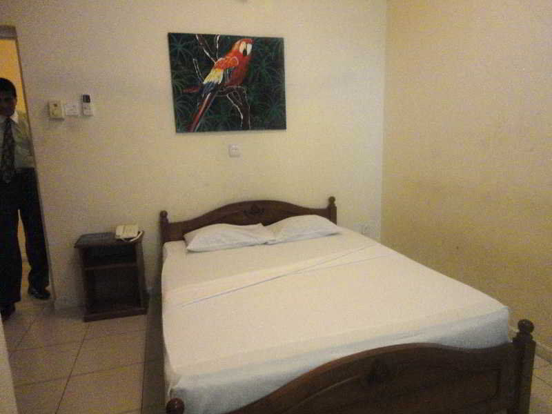 Hotel Kanaro Colombo
