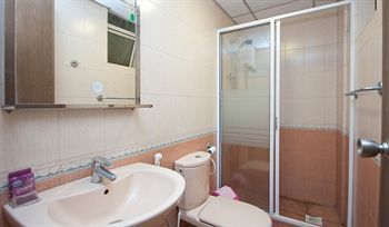 Hotel Palmyrah Residencies *