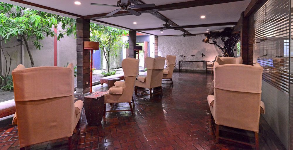 Hotel Court & Colombo