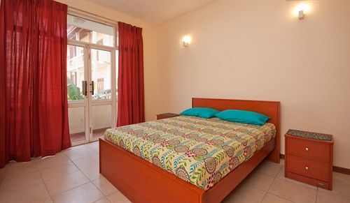 Hotel Palmyrah Residencies *