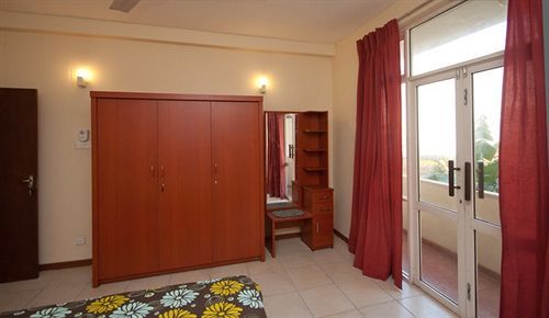 Palmyrah Residencies Hotel Colombo