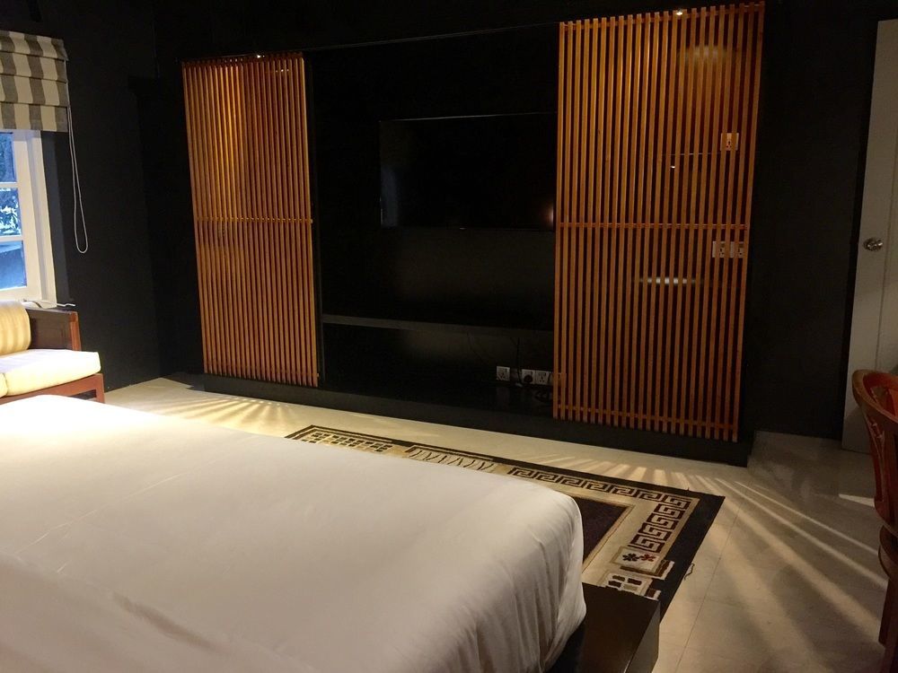 Raha Bed & Breakfast 3*