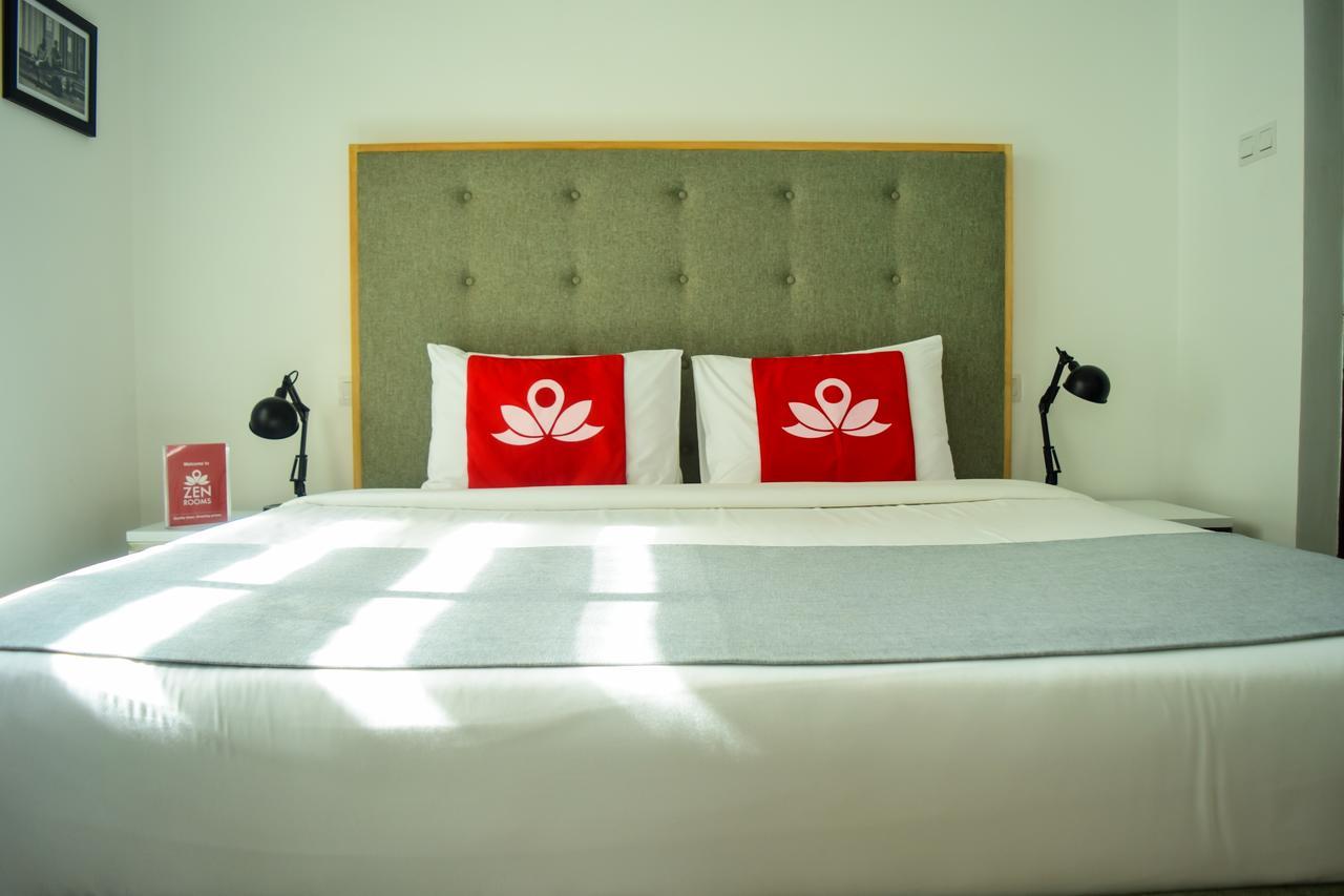 Hotel Zen Rooms Wellawatte Beach 4*