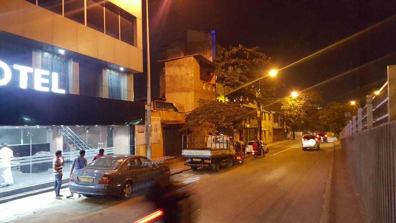 Jetwin Tower 3* Colombo