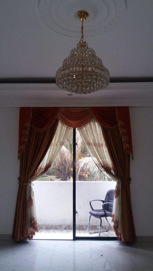 Royal Inn, Mountlaviniya *