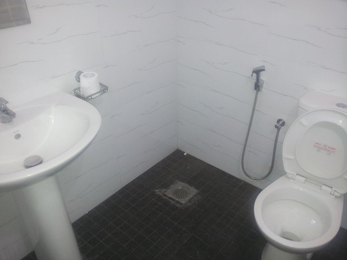 Royal Inn, Mountlaviniya Colombo