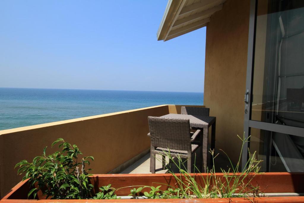 The Ocean Front By The Serendipity Collection