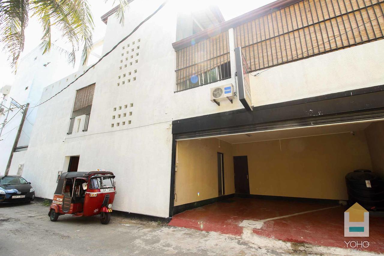 Yoho Solid Borella Hotel Colombo