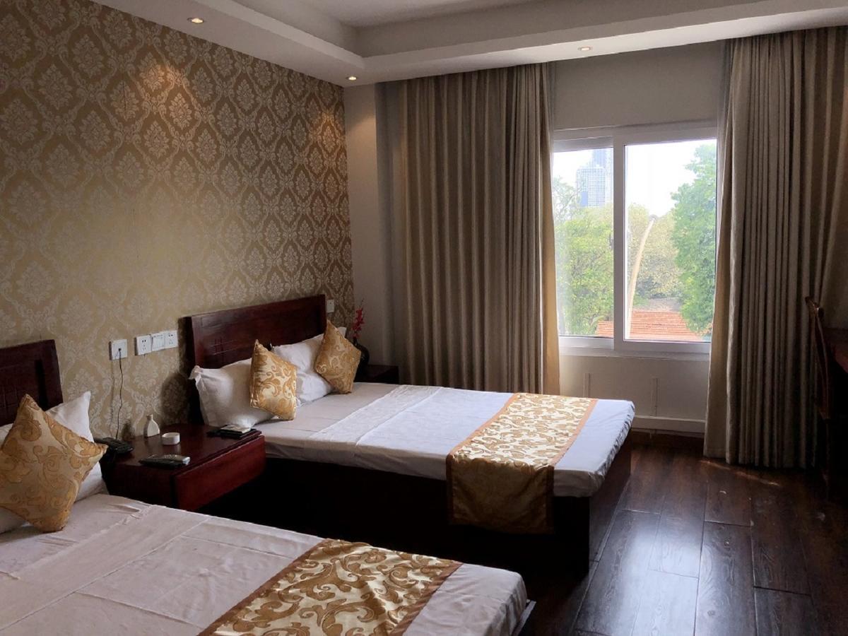China Manor & Restaurant Hotel 3*