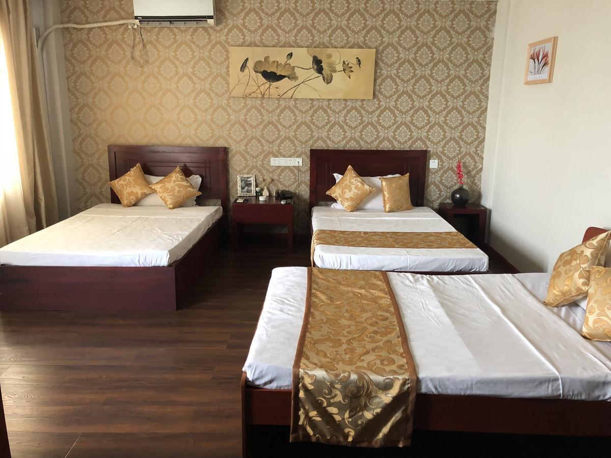 Hotel China Manor & Restaurant 3*