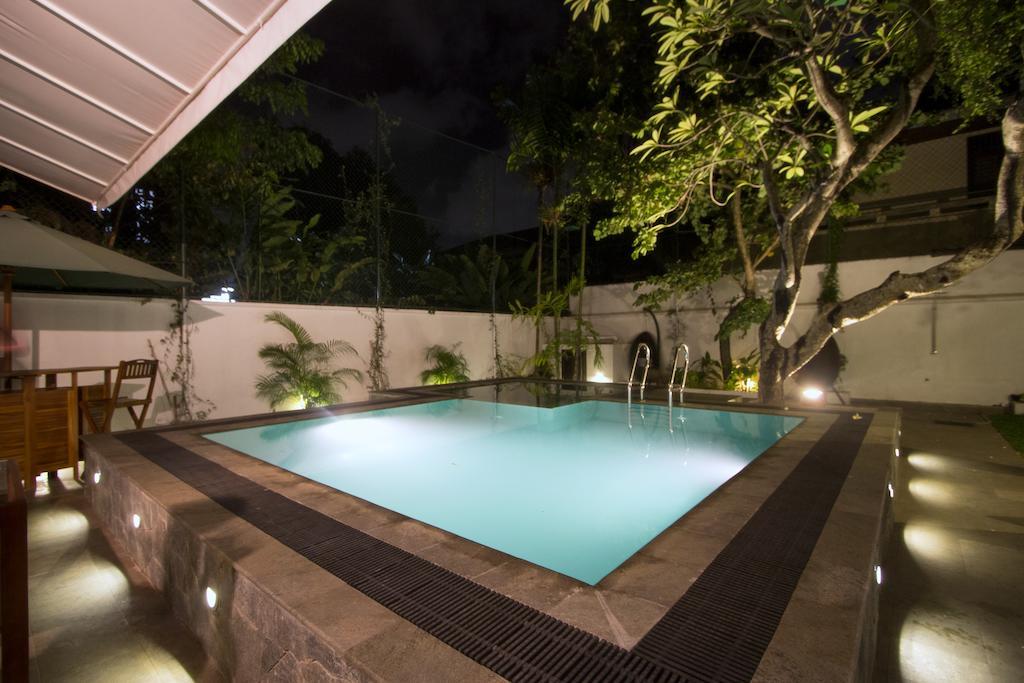 Ellen's Place Hotel
