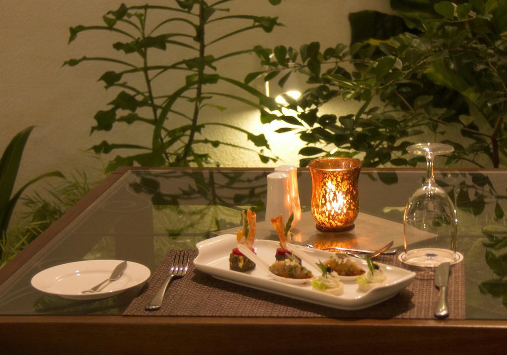 Ellen's Place Hotel 3*