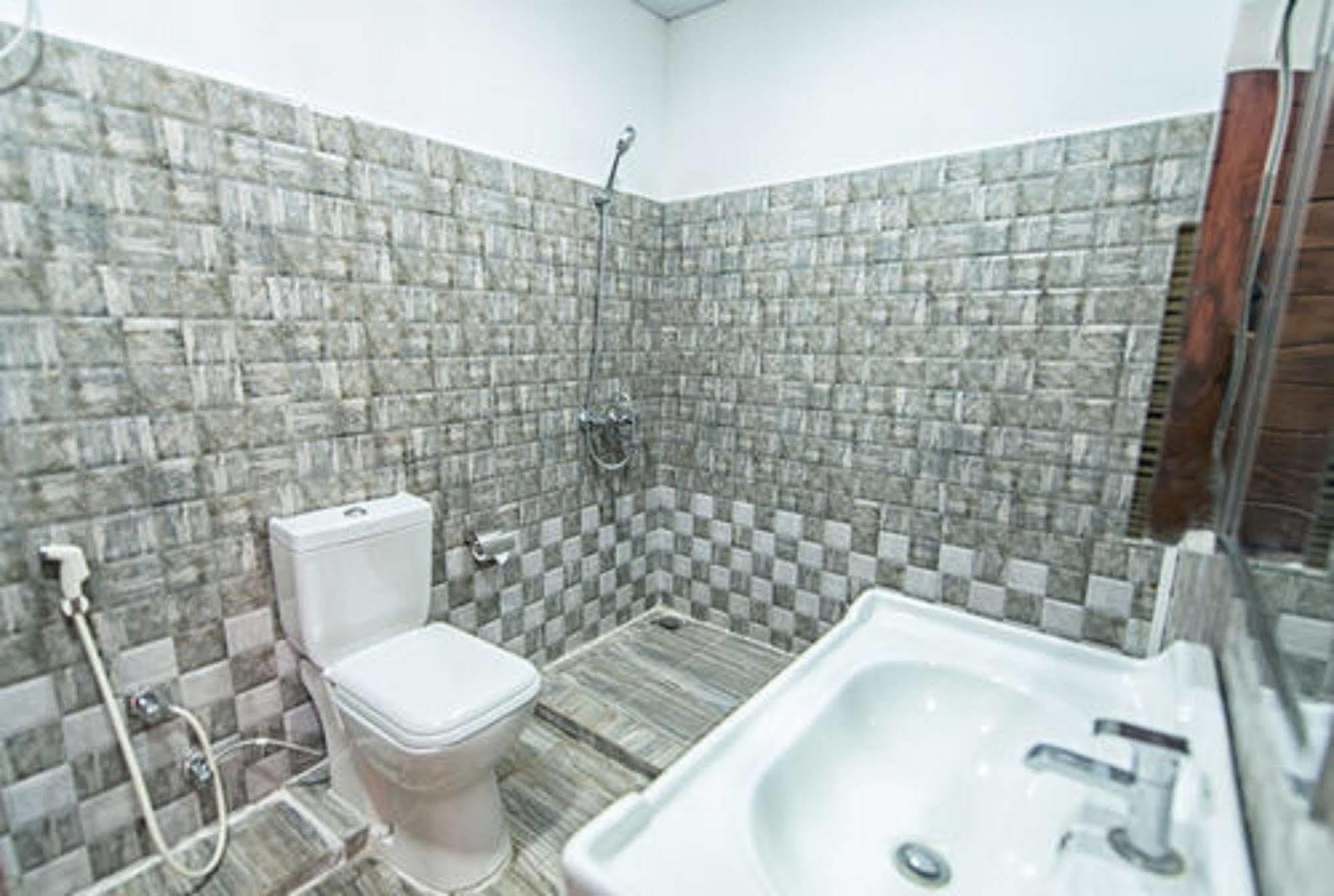 Bed & Breakfast Metro 3*