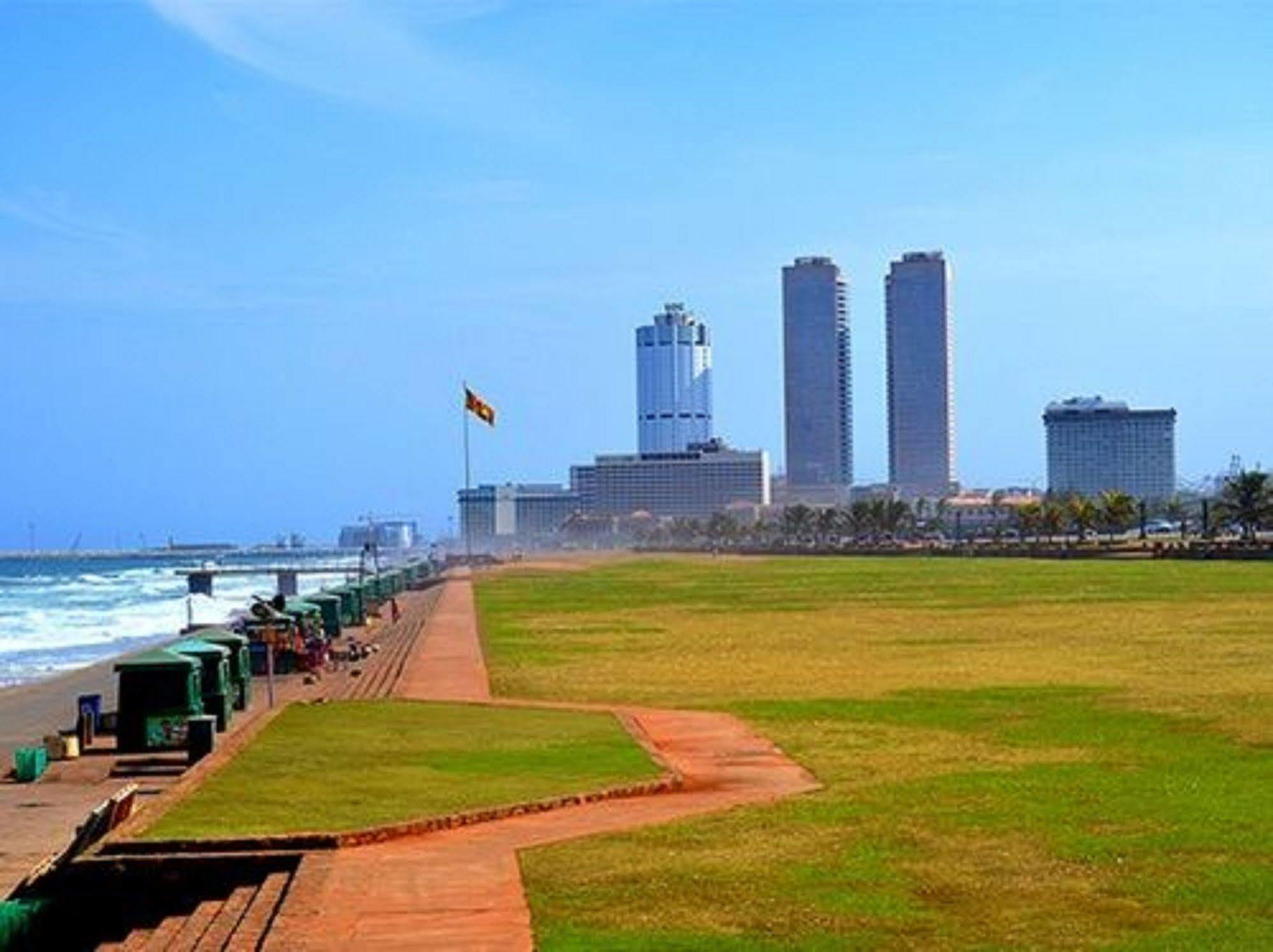 Metro Colombo
