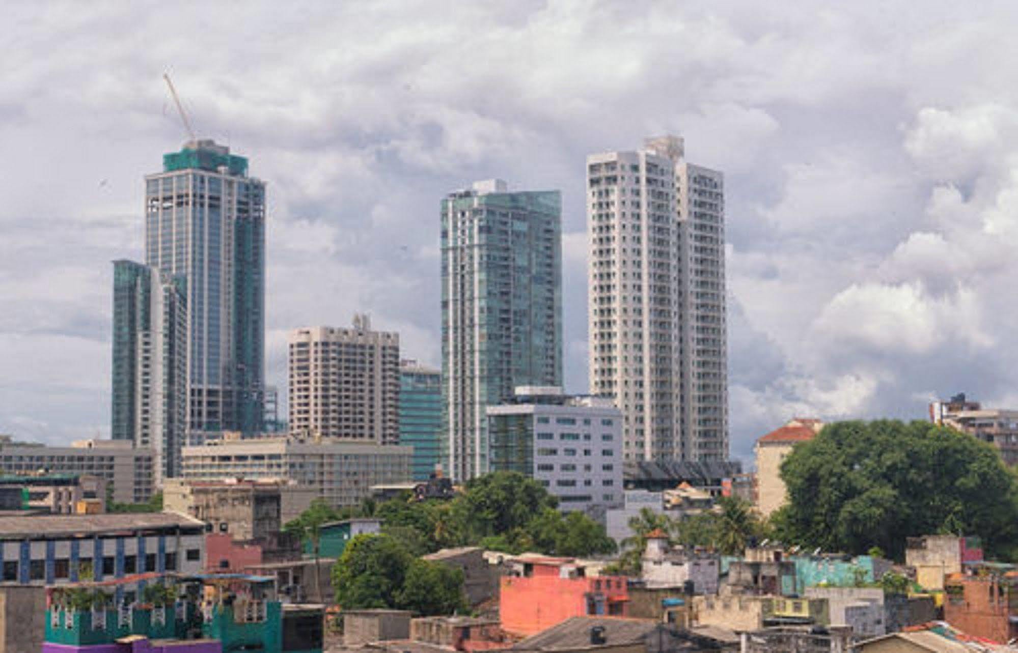 Metro Colombo