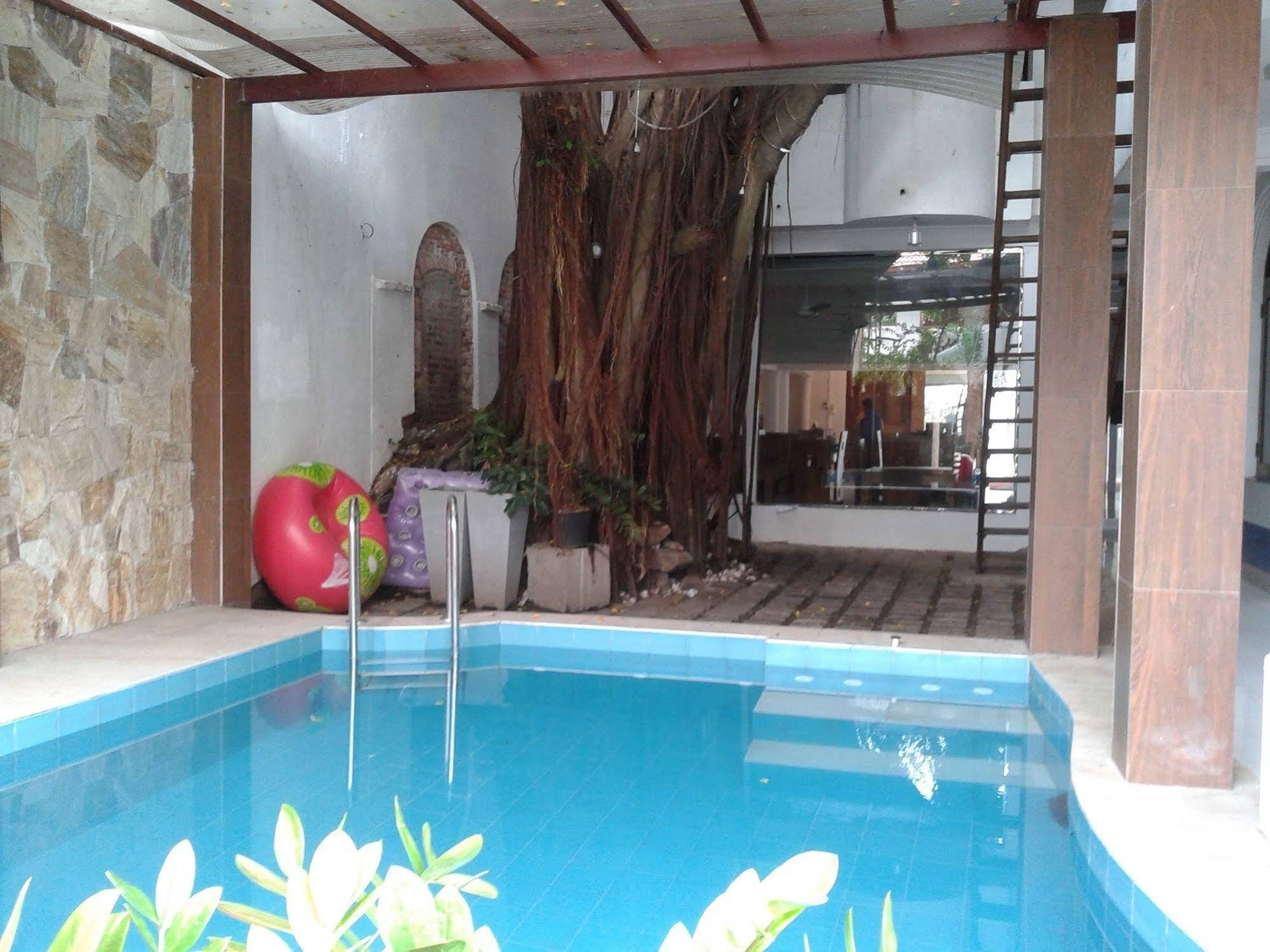 Cinnamon Heights Hotel