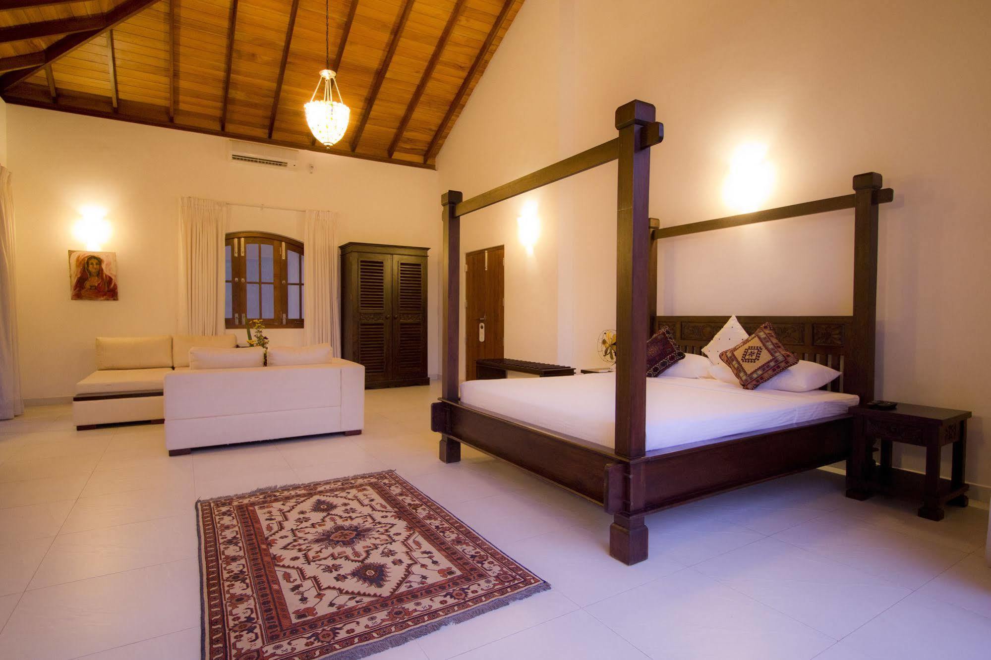 Hotel Ellen's Place 3*