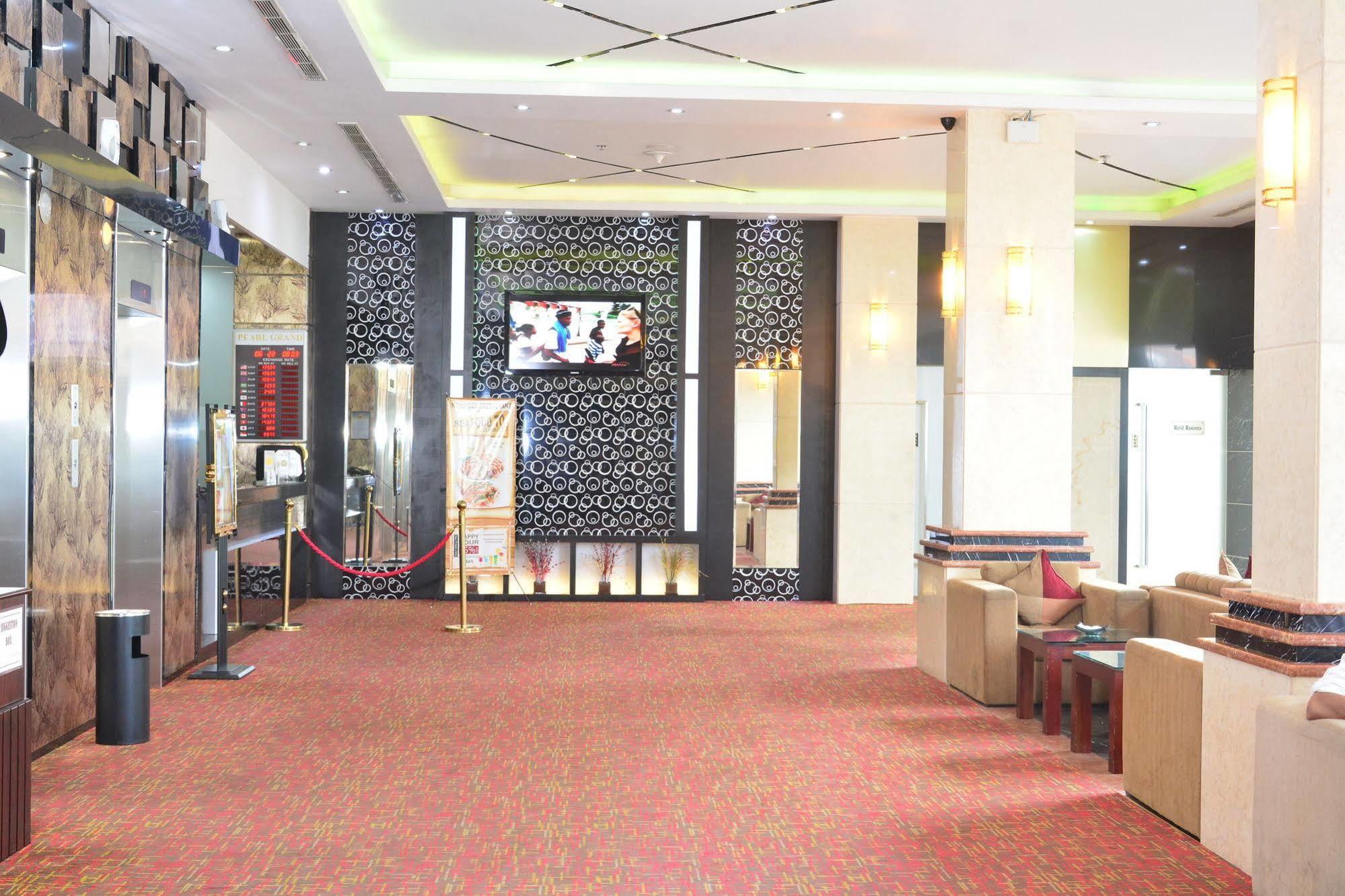 Hotel Pearl Grand 4*