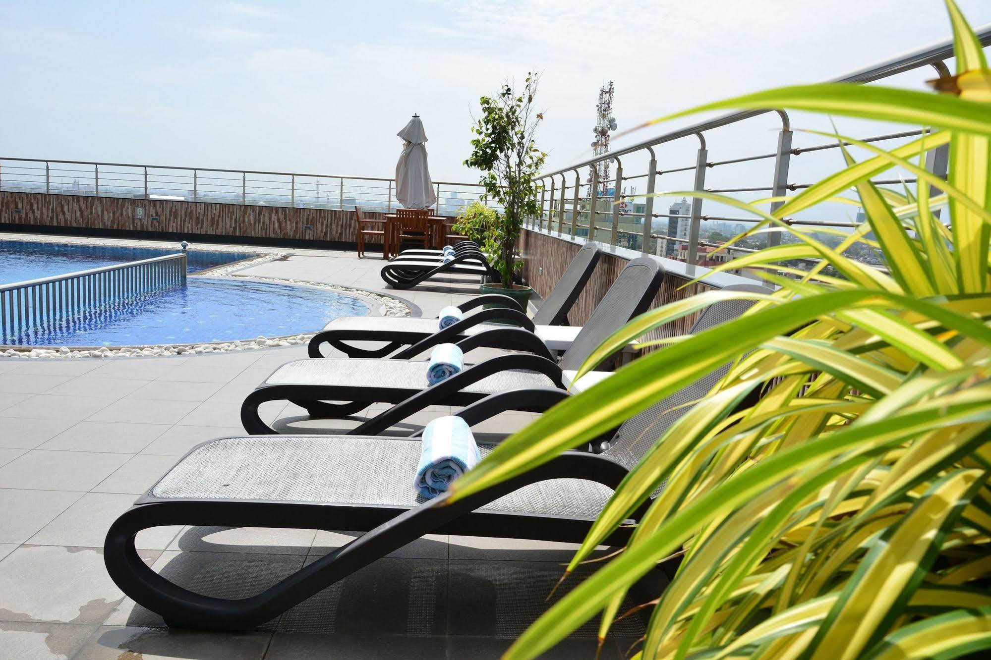 Pearl Grand 4* Colombo