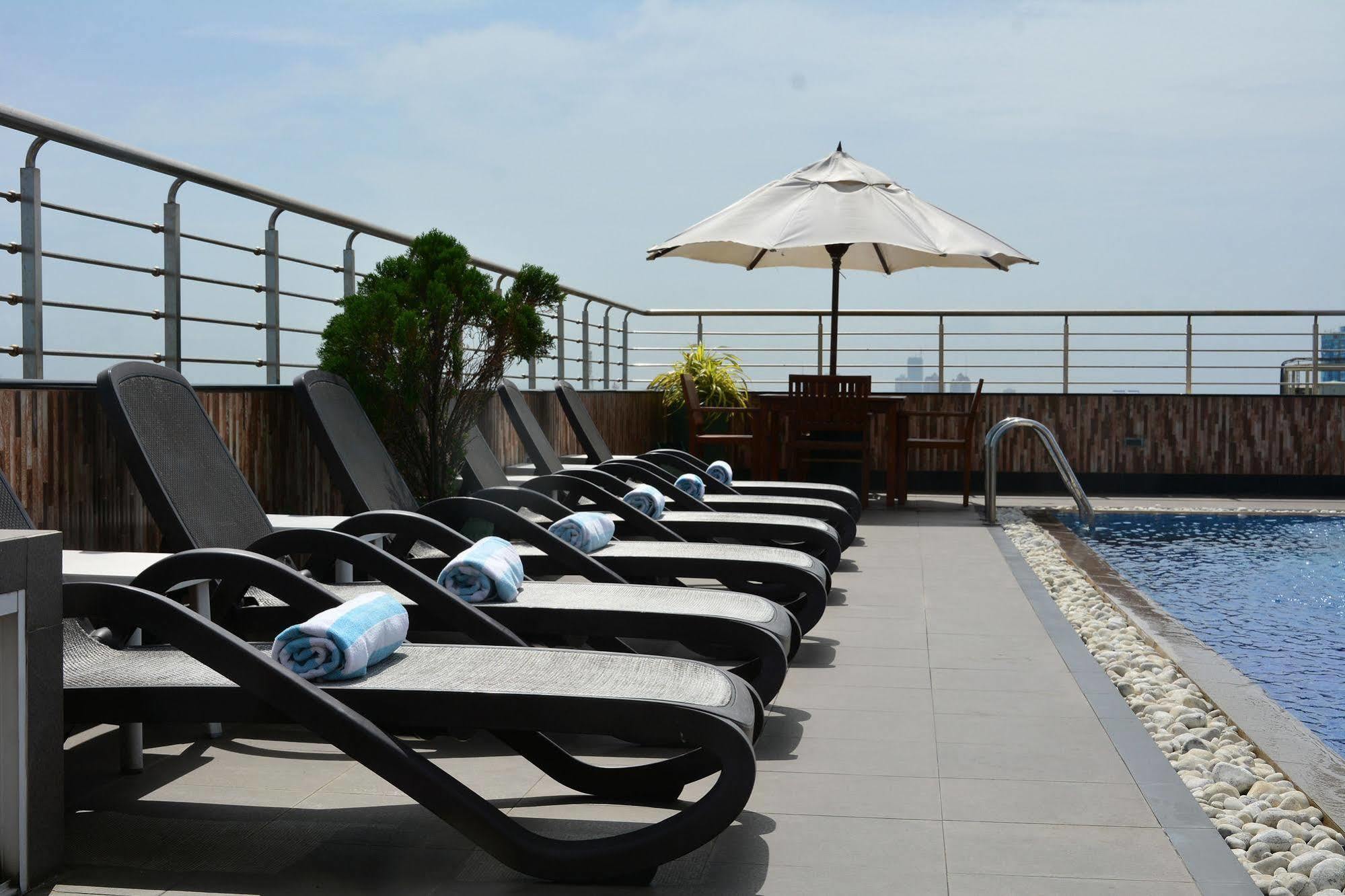 Pearl Grand Colombo