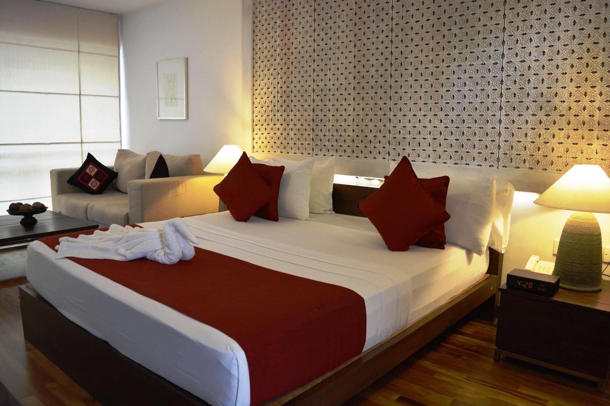 Hotel Rockwell