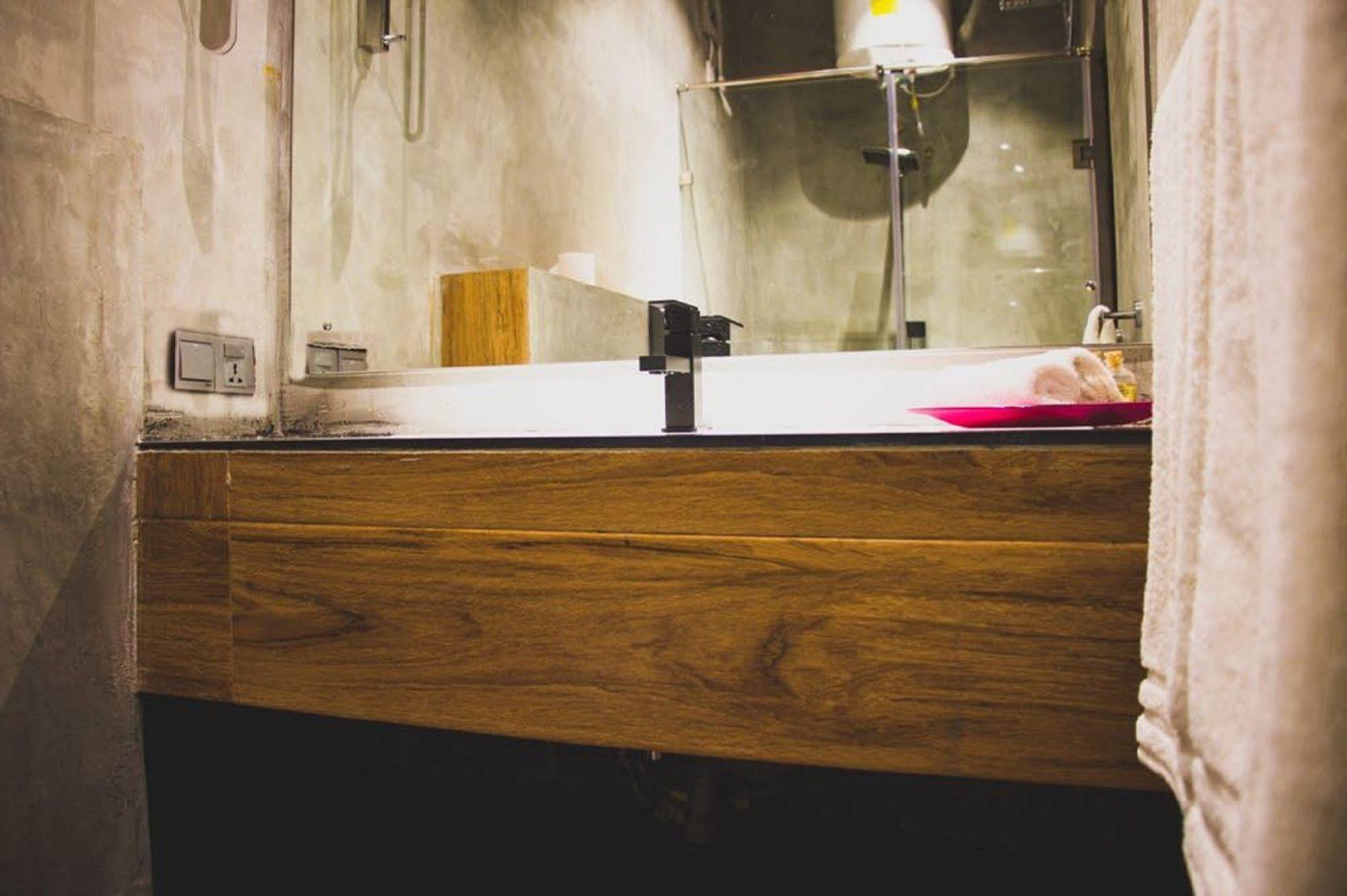 Raha Bed & Breakfast 3*