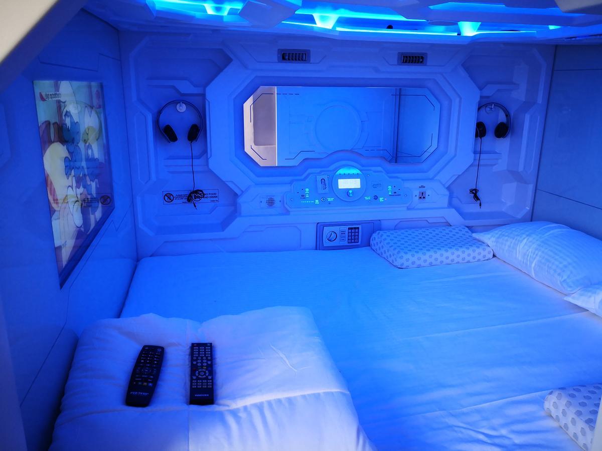 The Capsule 2*