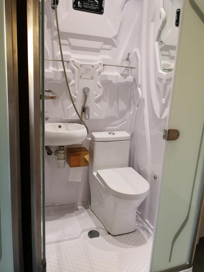 The Capsule Capsule hotel Colombo