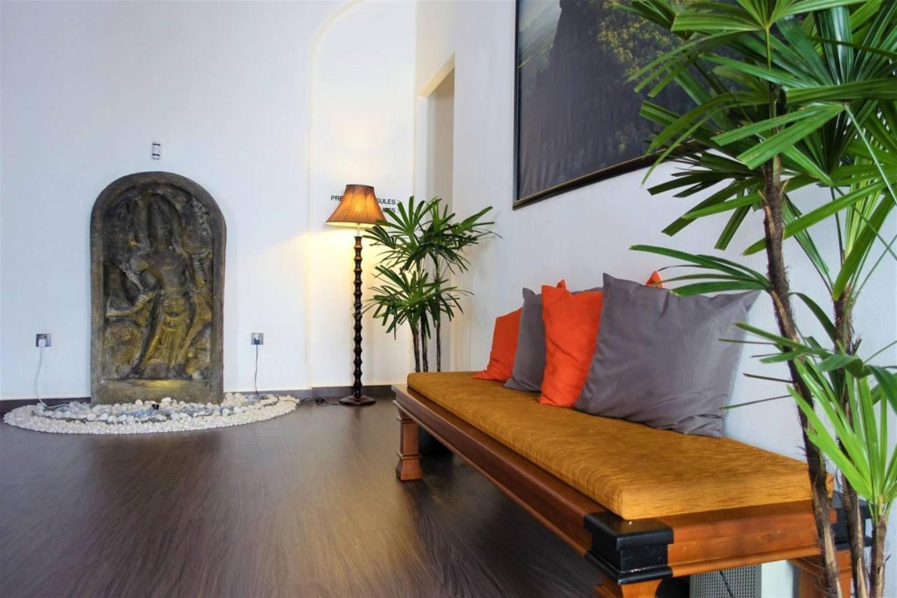 Star Anise Boutique Capsules 2* Colombo