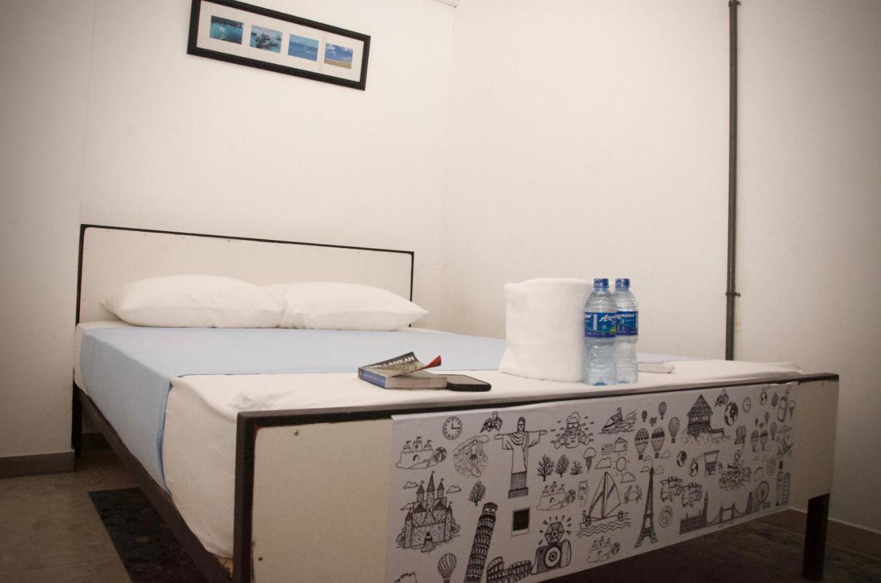 Bunky Monkey Hostel Colombo